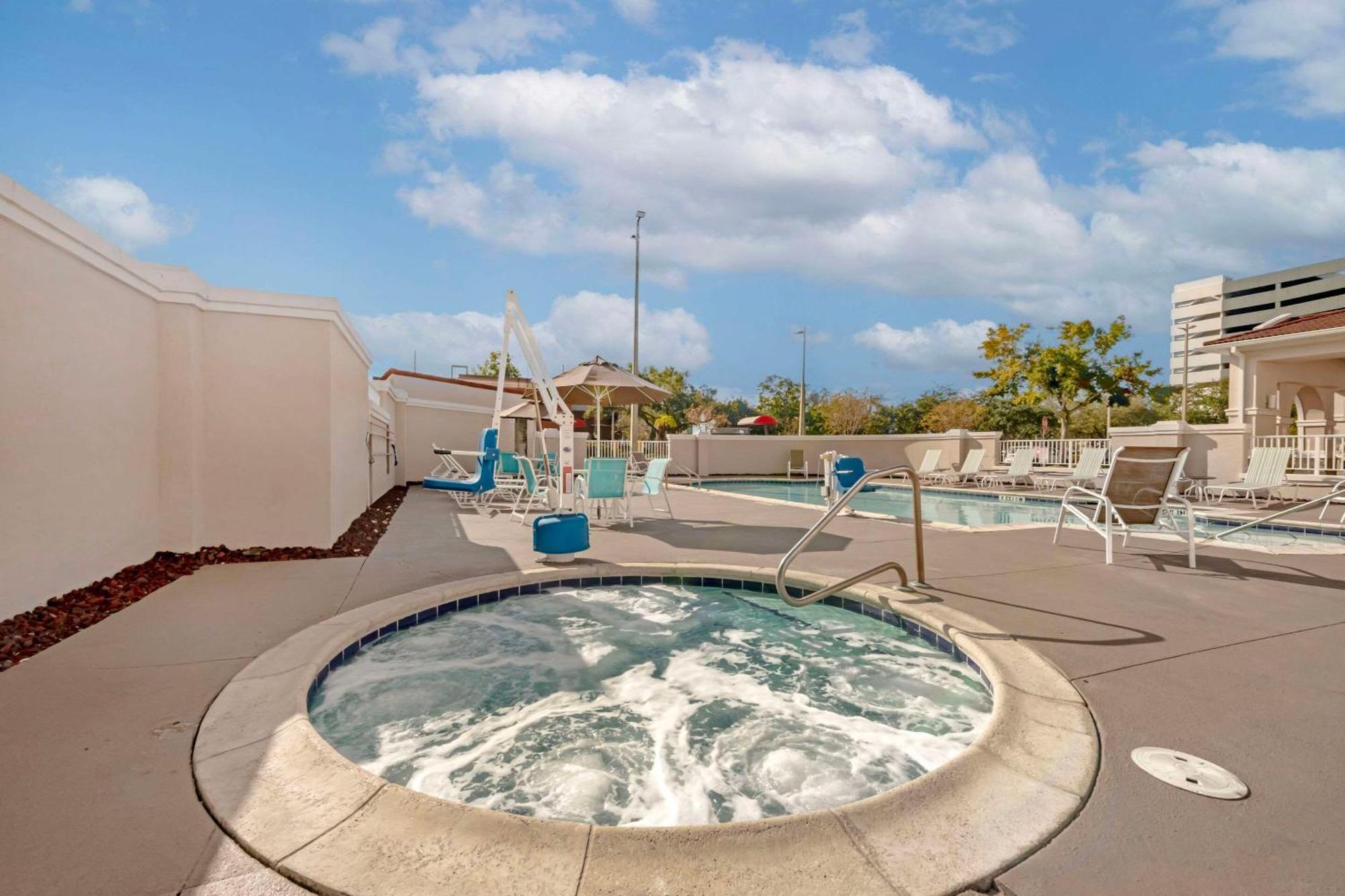 Comfort Suites Downtown Orlando Luaran gambar